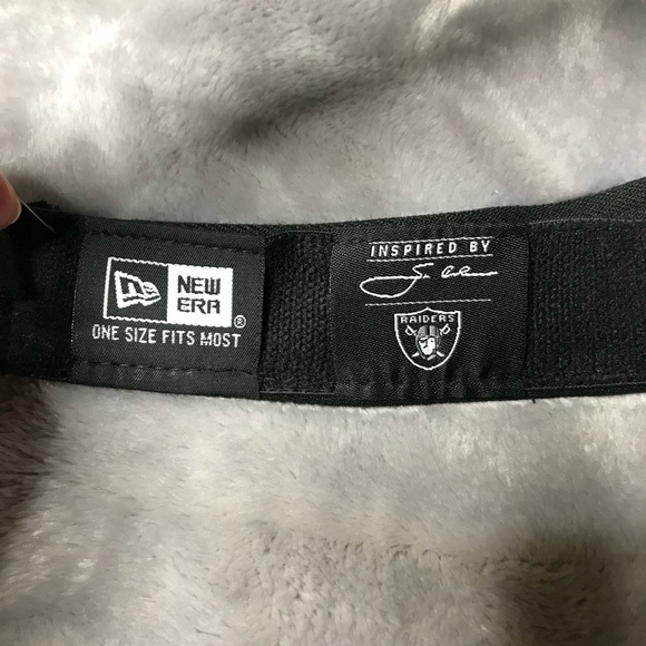 New Era Black Raiders Football Adjustable Visor Oakland Las Vegas NWT - Picture 8 of 11